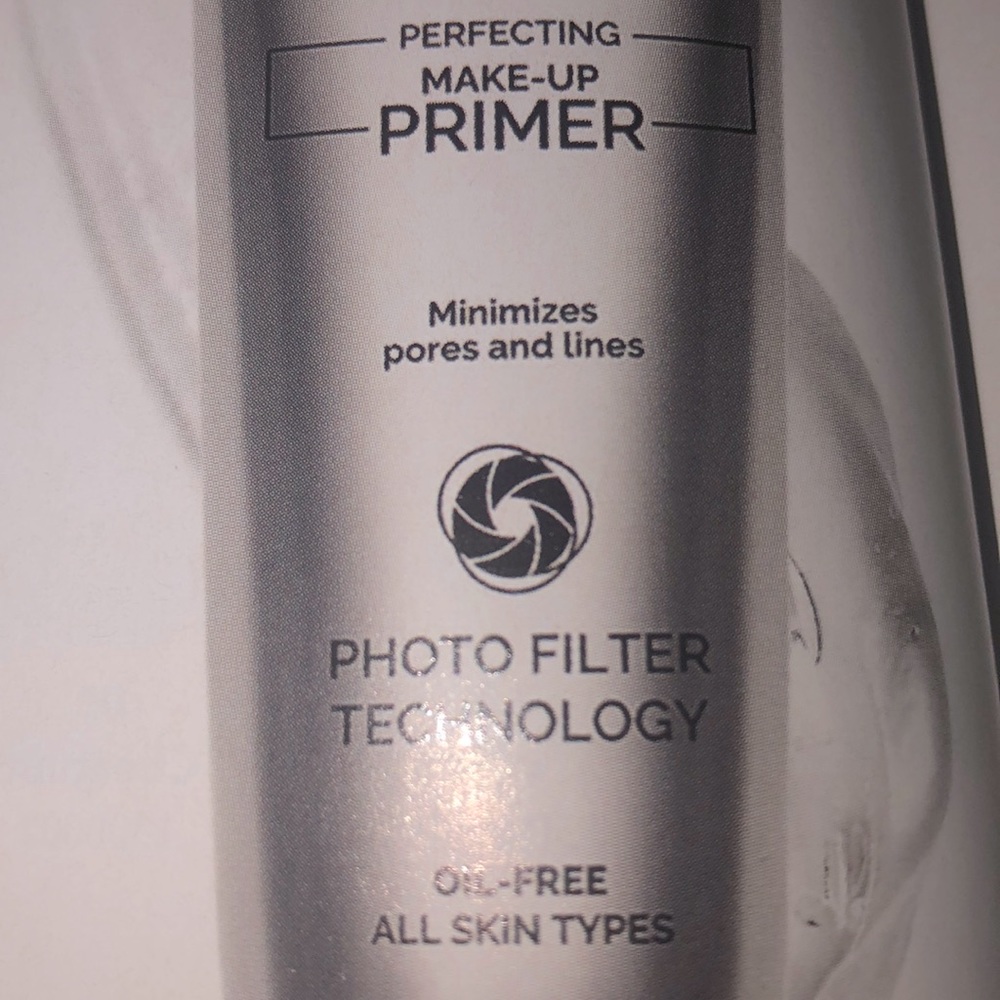 Makeup Primer by Farmasi
